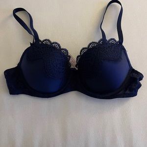 Victoria secret navy blue bra 34B